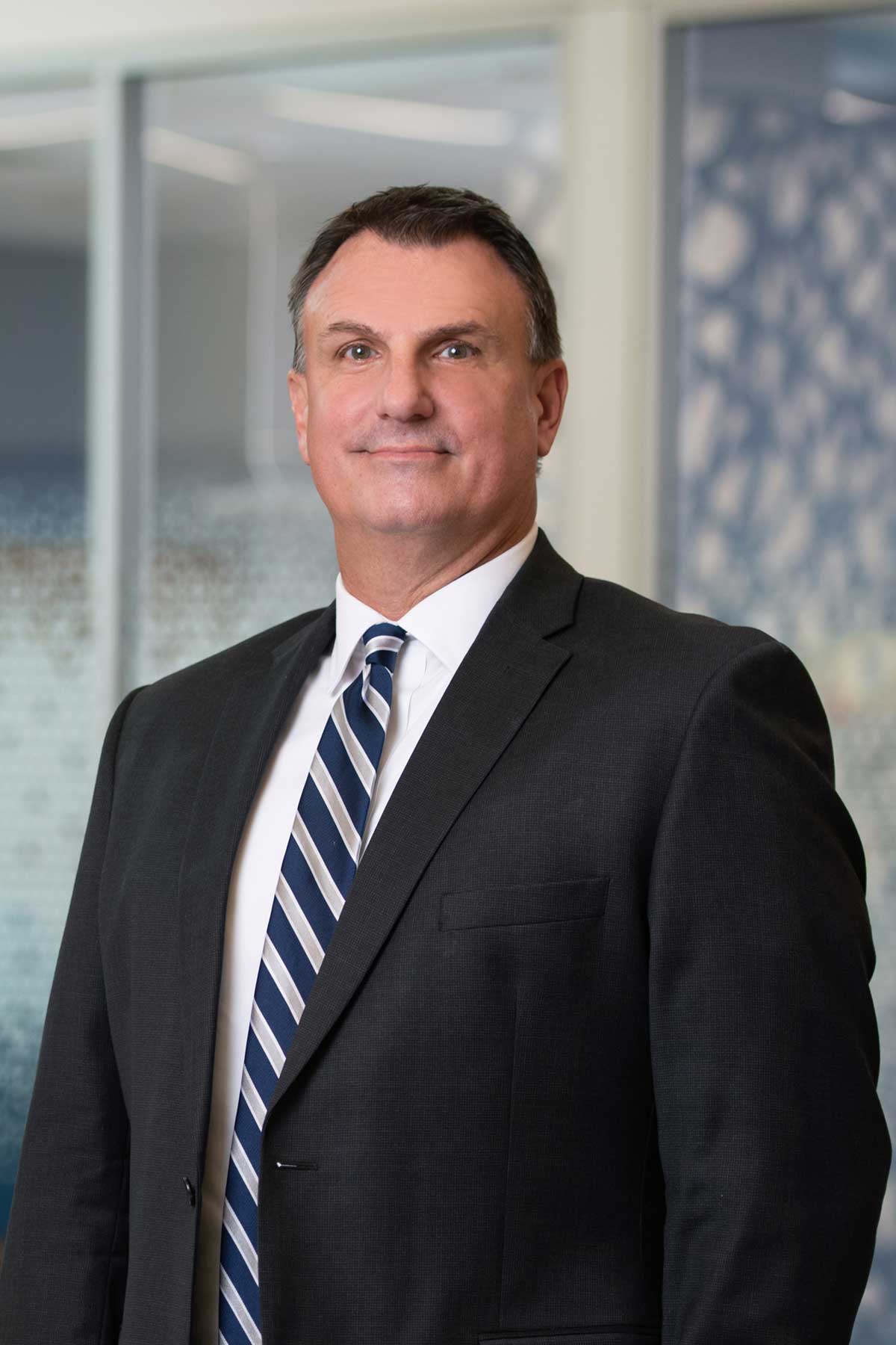 Stevebutz 4931 Cropped Web